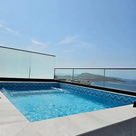 Penthouse Paradise *