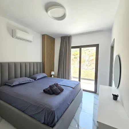 Penthouse Paradise *