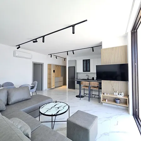 Apartment Penthouse Paradise Sarandë