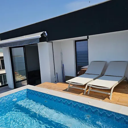Penthouse Paradise Apartment Sarandë
