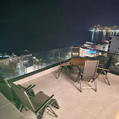 Penthouse Paradise Lejlighed