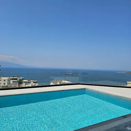 Penthouse Paradise Lejlighed