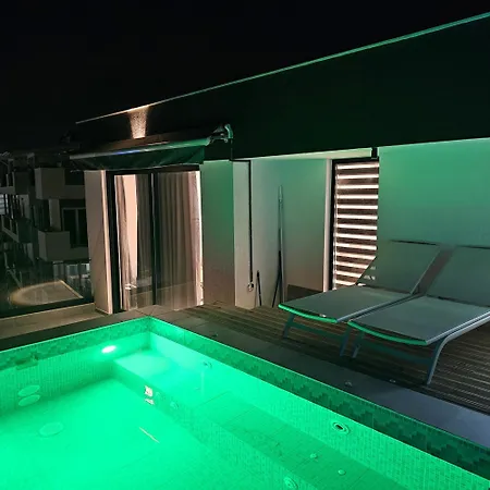 Penthouse Paradise * Saranda