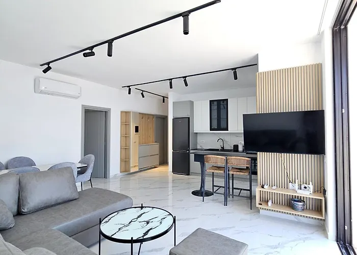 Διαμέρισμα Penthouse Paradise Σαράντα